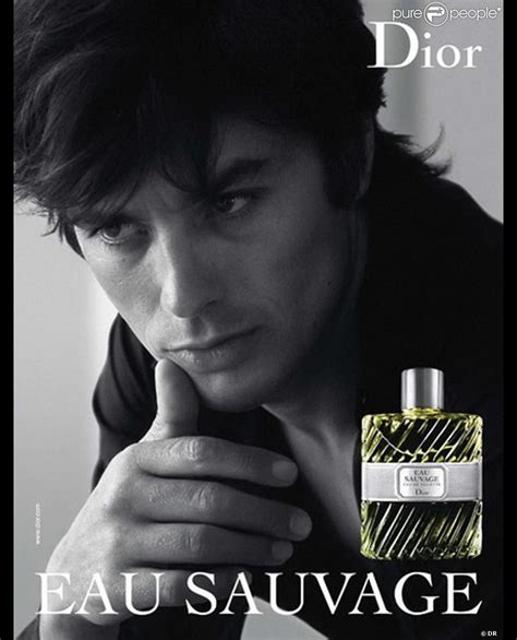 Alain Delon et l'Eau sauvage : un parfum taillé pour une icône.